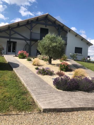 Gite Les Pins Perdus Saint-Ciers-d'Abzac Exterior photo